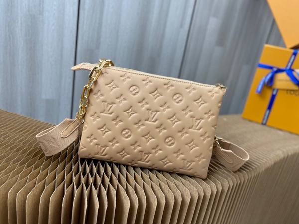 ルイヴィトンバッグ側面デザイン